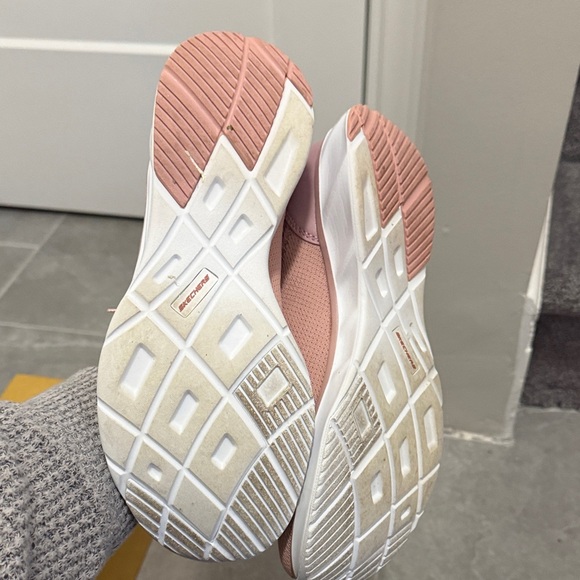 Skechers Women's Blush Knit Sneakers - Picture 4 of 4